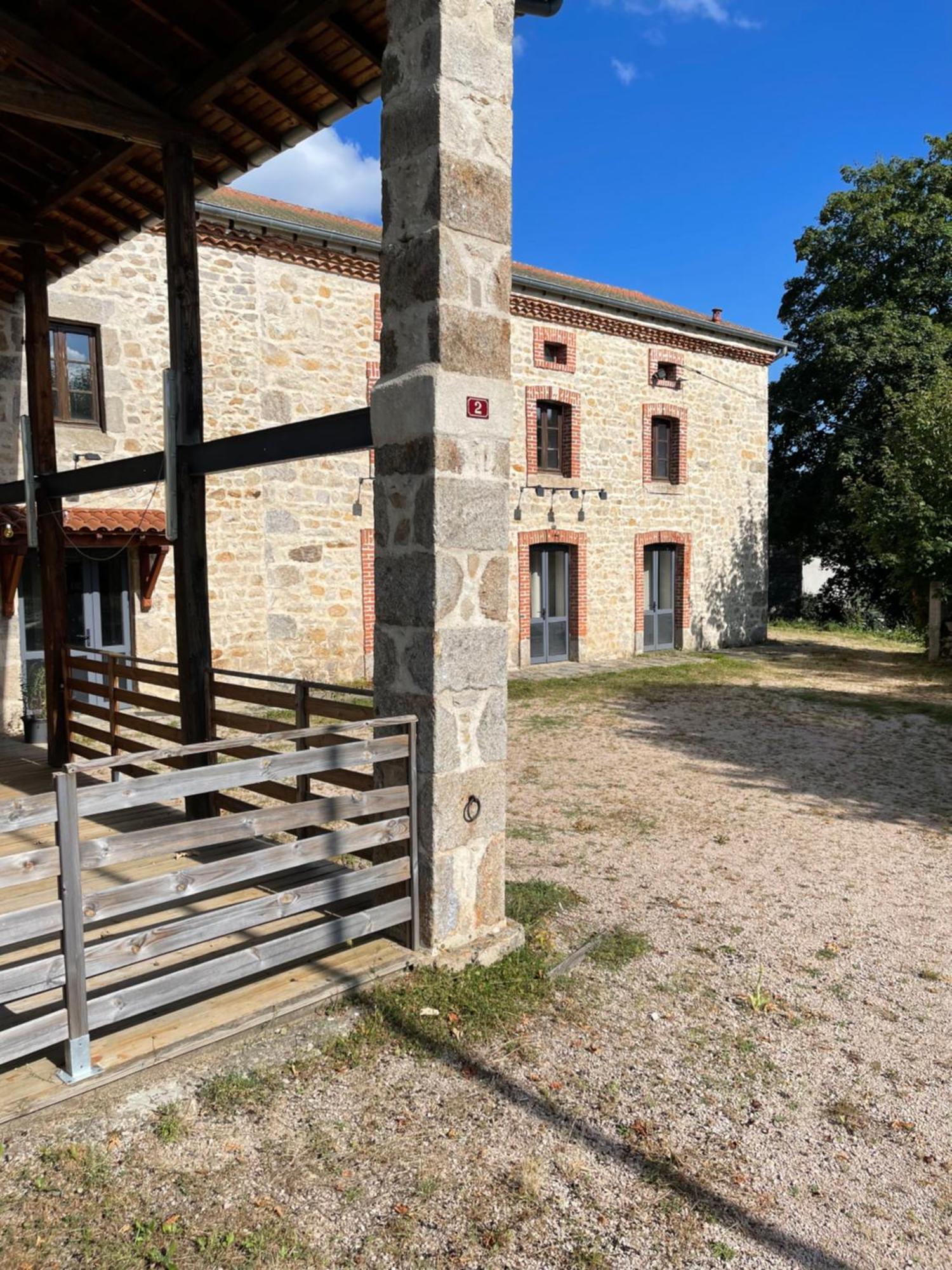 Villa Au Bien Etre Saint-Pal-en-Chalencon Exterior foto